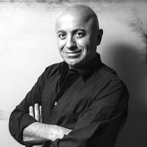  Yuecel Karabulut